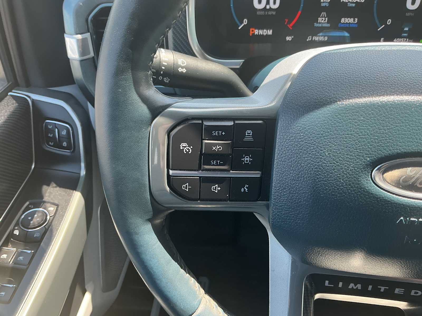 Used 2023 Ford F150 Limited AWD/4WD image 10
