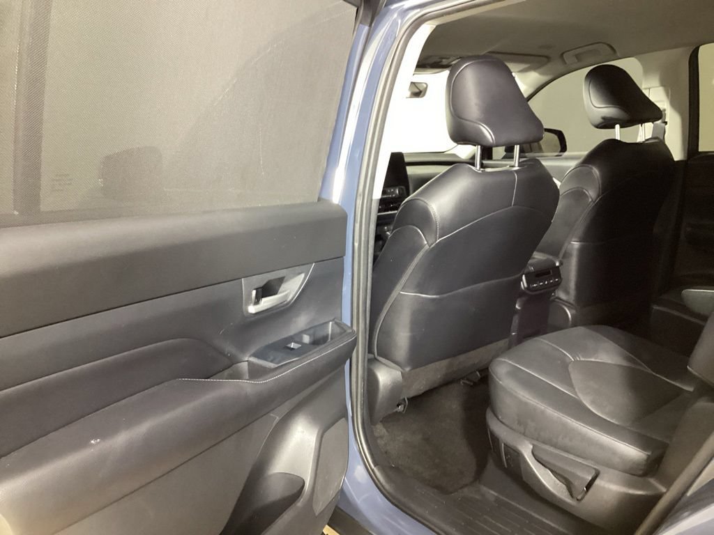 Used 2024 Toyota Grand Highlander AWD image 27