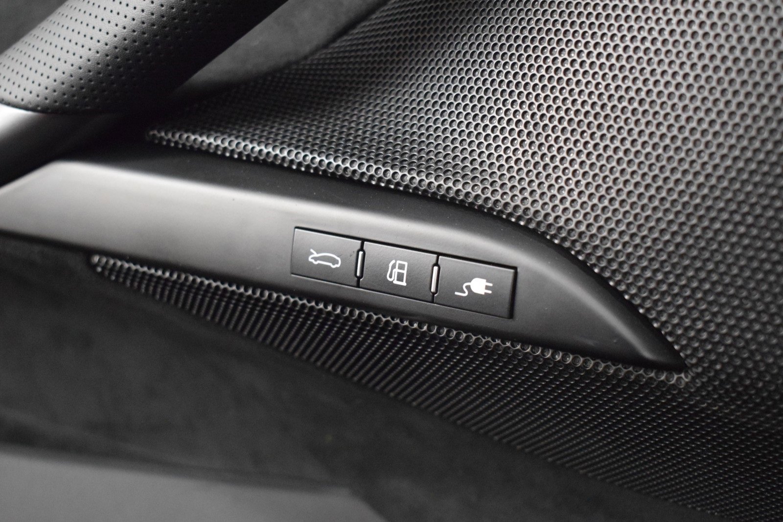 Used 2024 Ferrari 296 GTS image 36