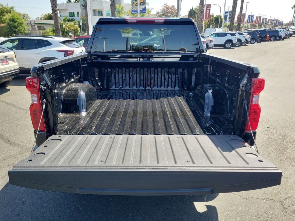 New 2026 Chevrolet Silverado 1500 Custom RWD image 19
