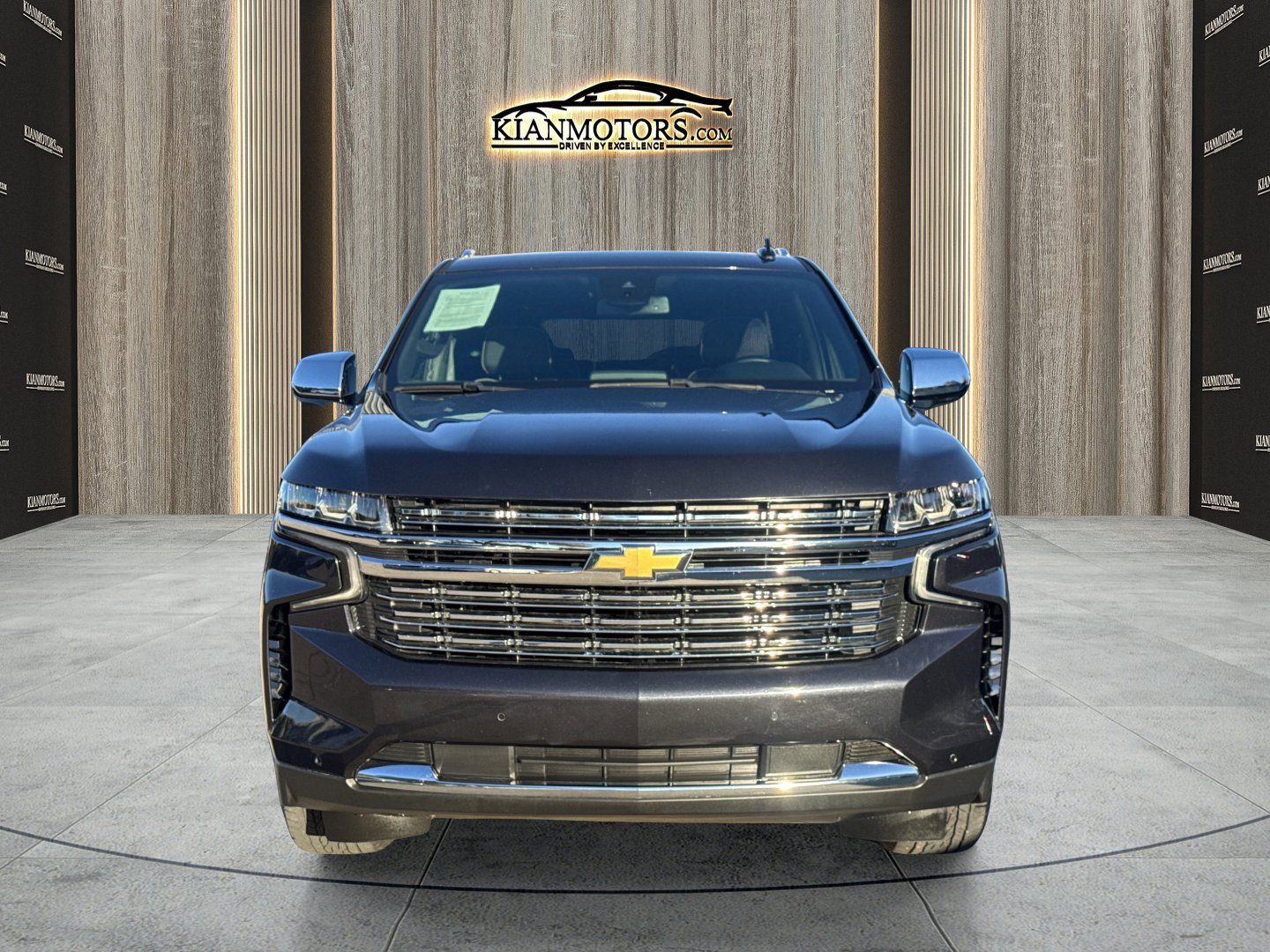 Used 2024 Chevrolet Tahoe Premier image 2