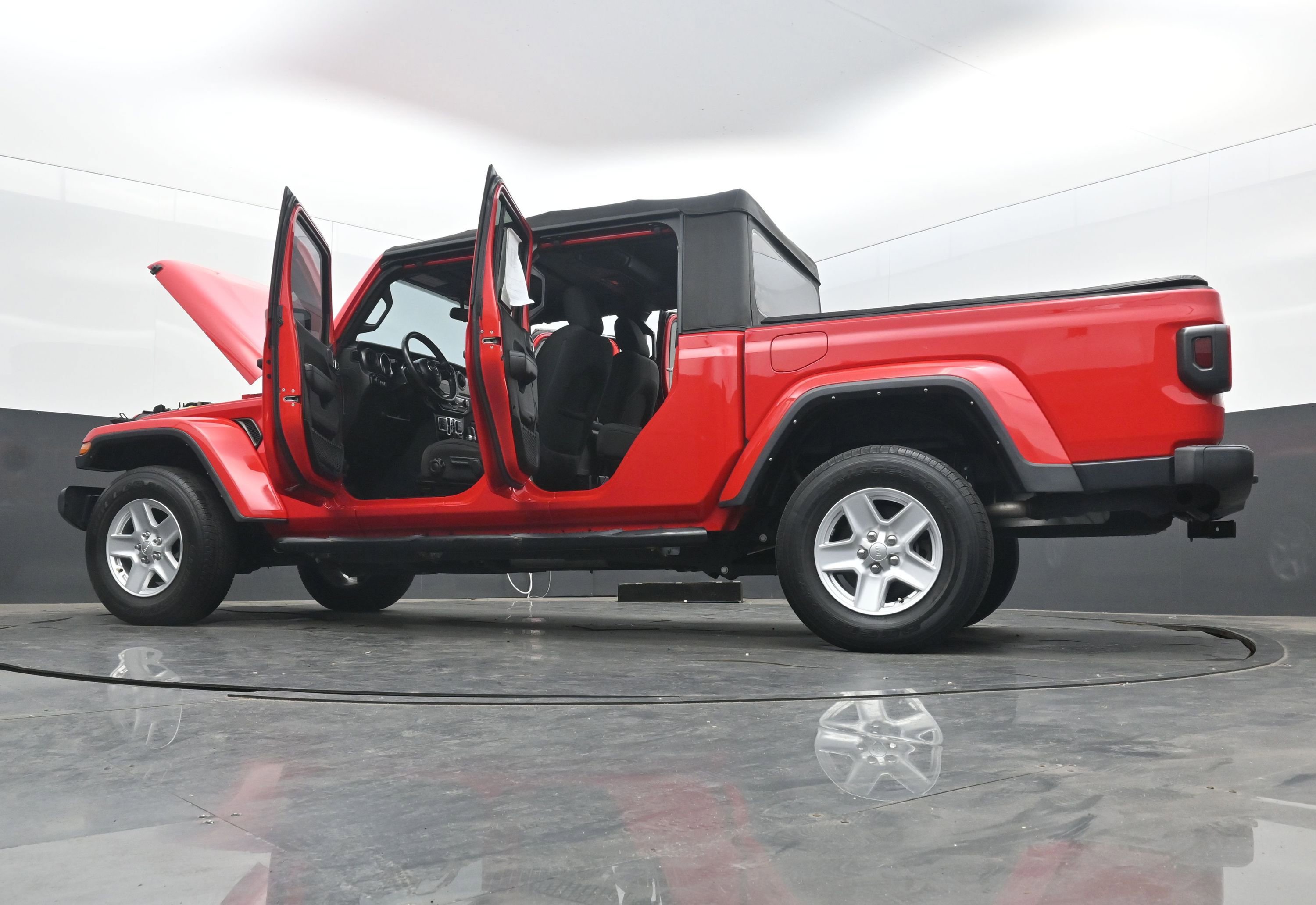 Used 2022 Jeep Gladiator Sport image 40