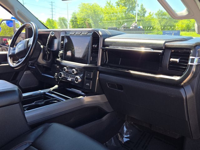 Used 2023 Ford F450 Lariat w/ Lariat Ultimate Package AWD/4WD image 5