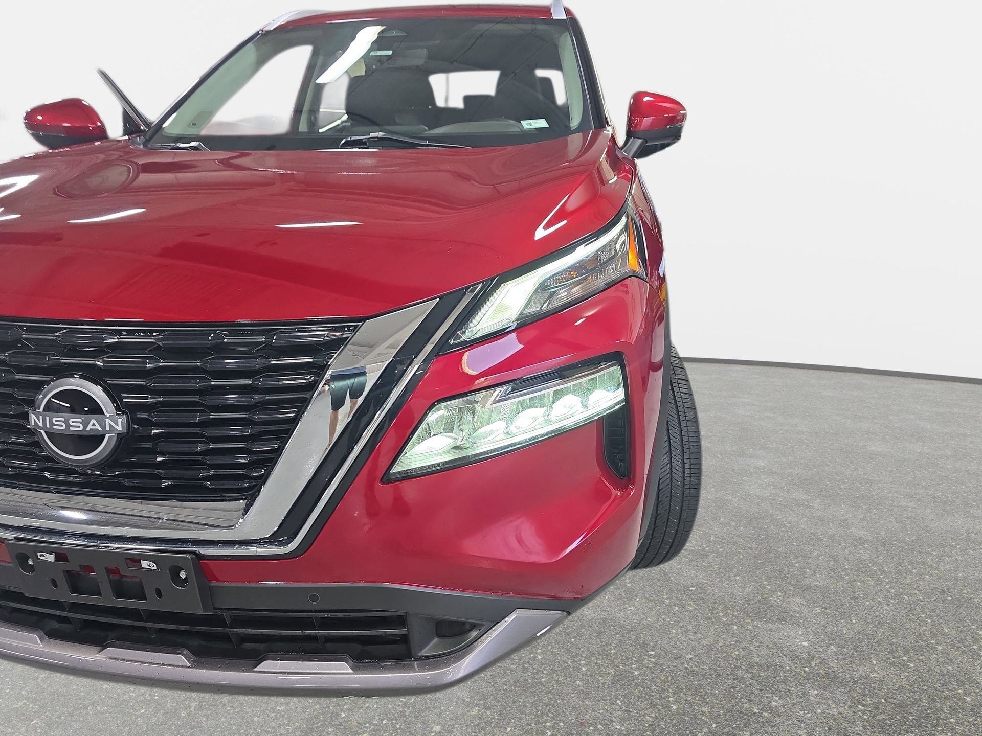 Used 2023 Nissan Rogue SL w/ SL Premium Package FWD image 30