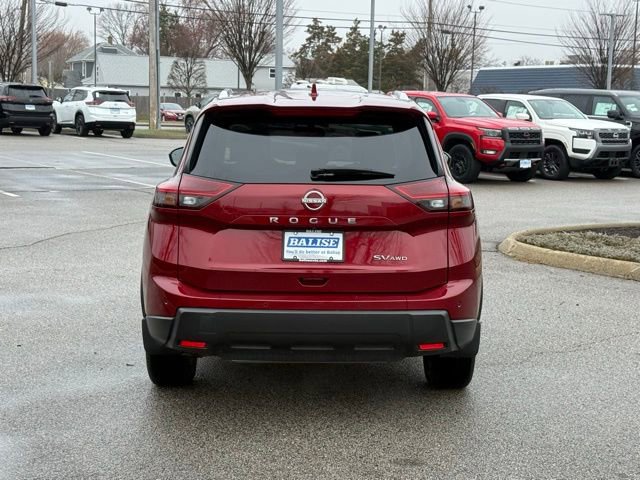Used 2024 Nissan Rogue SV w/ SV Premium Package image 6