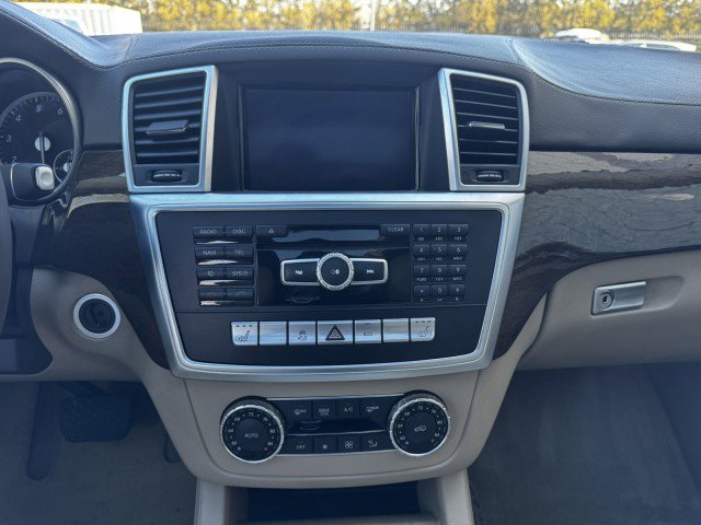 Used 2016 Mercedes-Benz GL 450 4MATIC image 28