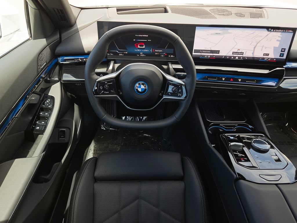 Used 2026 BMW i5 eDrive40 w/ Premium Package RWD image 20