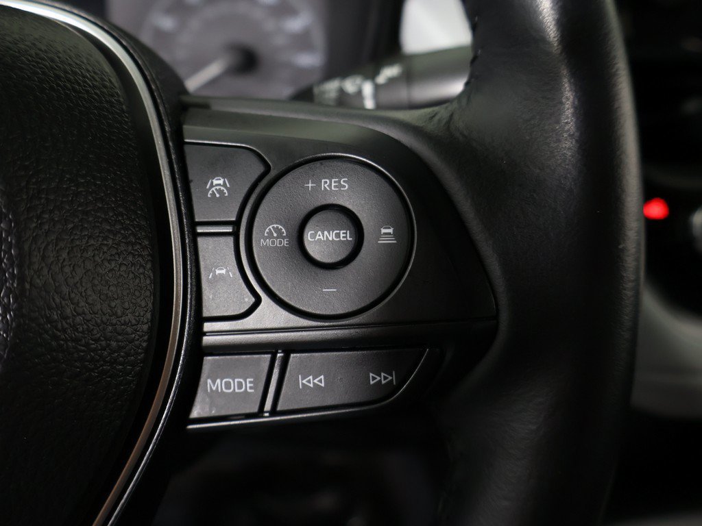Used 2025 Toyota Corolla SE FWD image 35