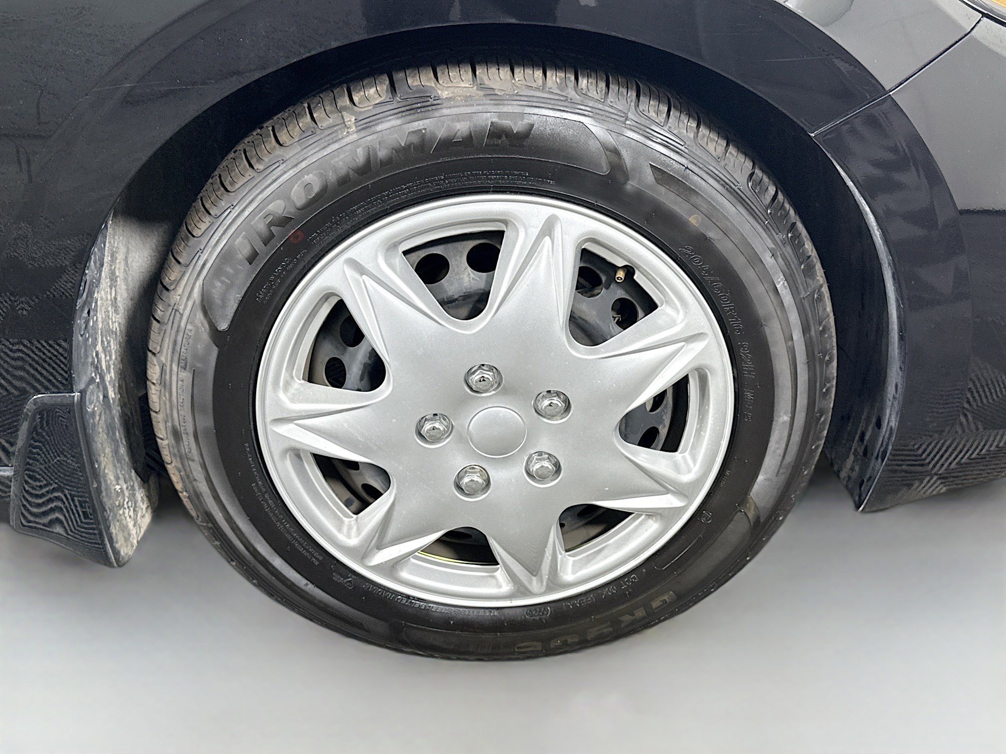 Used 2022 Nissan Sentra S image 32