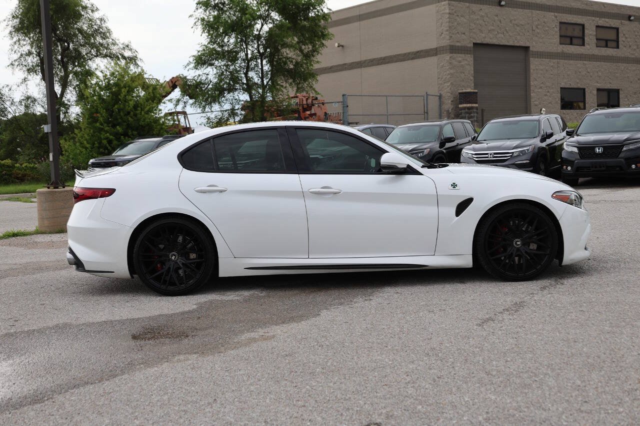 Used 2017 Alfa Romeo Giulia Quadrifoglio RWD image 7