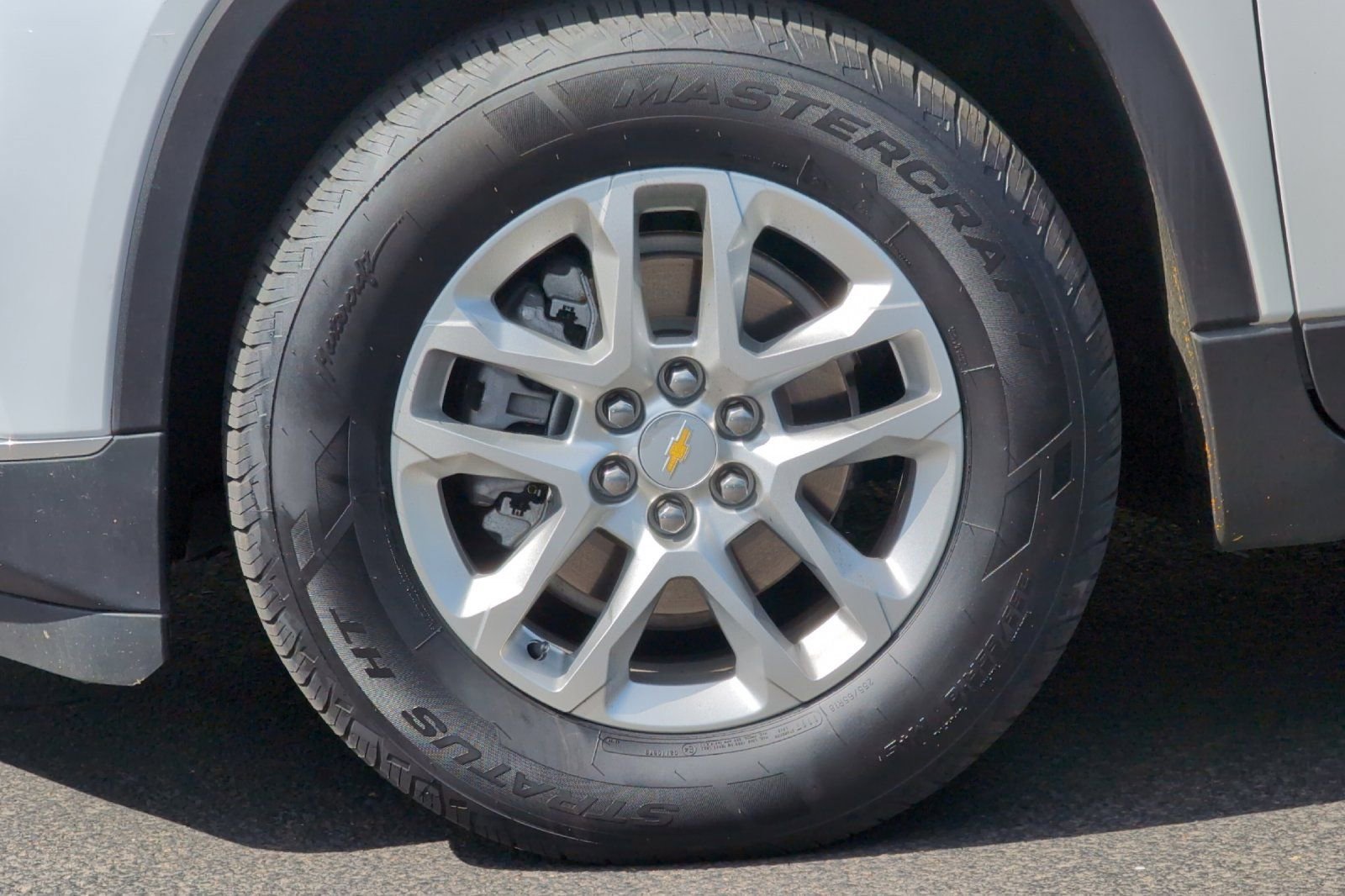 Used 2021 Chevrolet Traverse LT w/ LPO, Cargo Package image 27