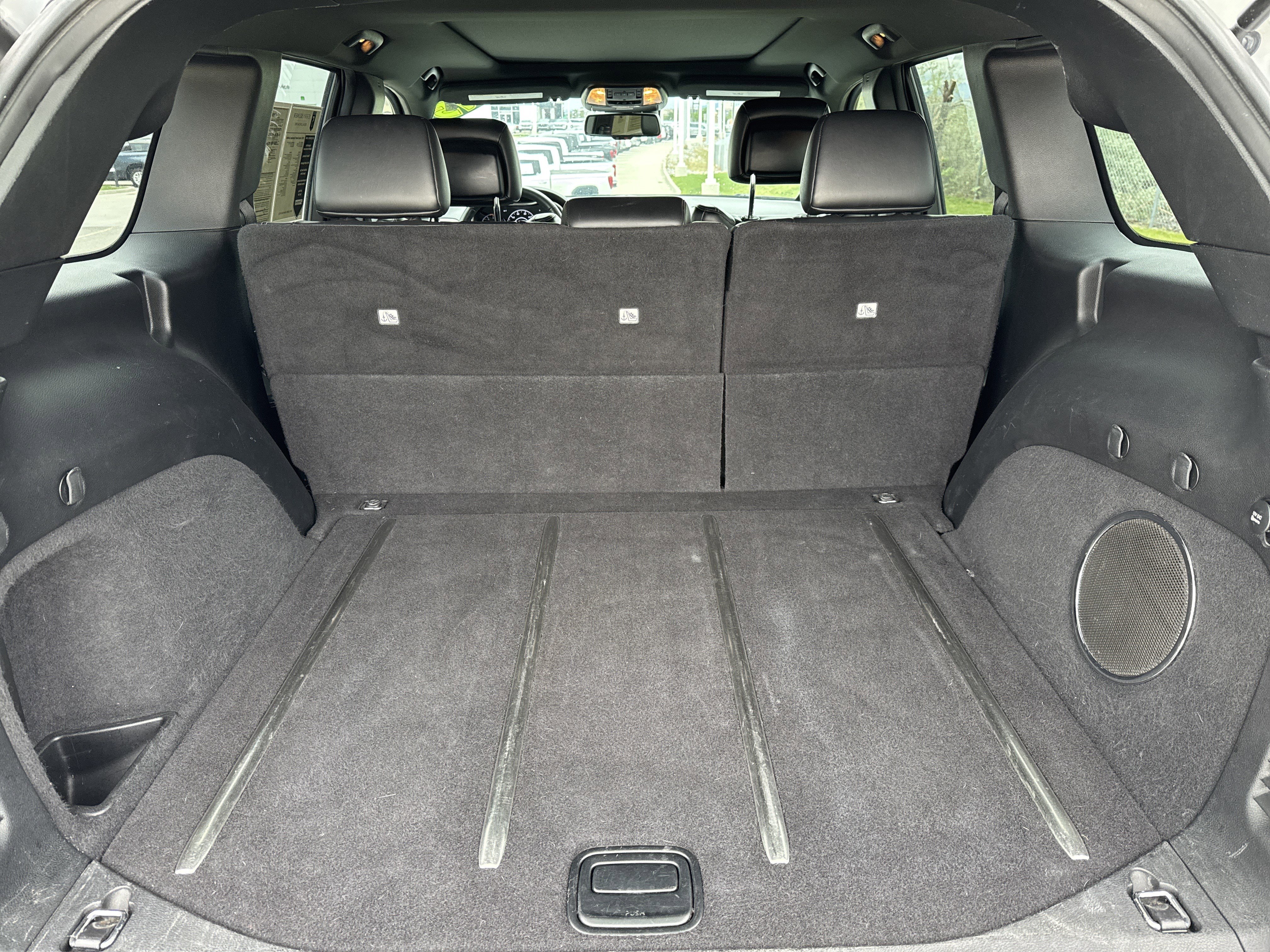 Used 2015 Jeep Grand Cherokee Limited w/ Luxury Group II AWD/4WD image 25