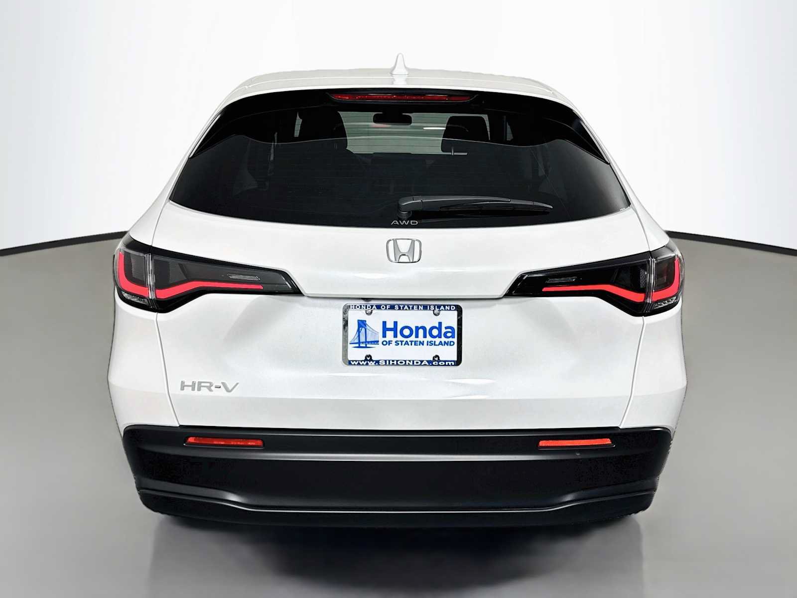 Certified 2027 Honda HR-V LX image 6