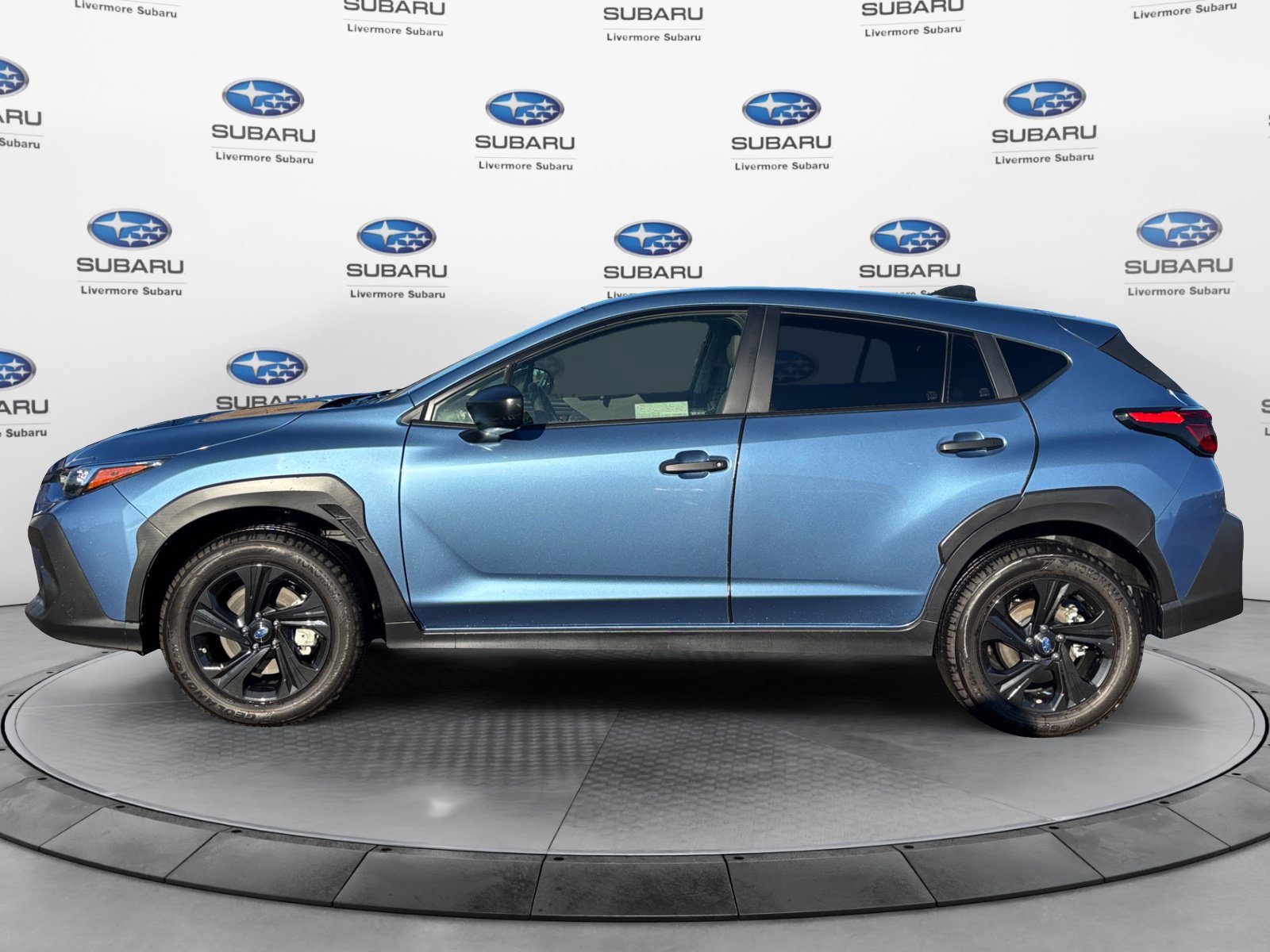 Used 2024 Subaru Crosstrek 2.0i AWD/4WD image 3