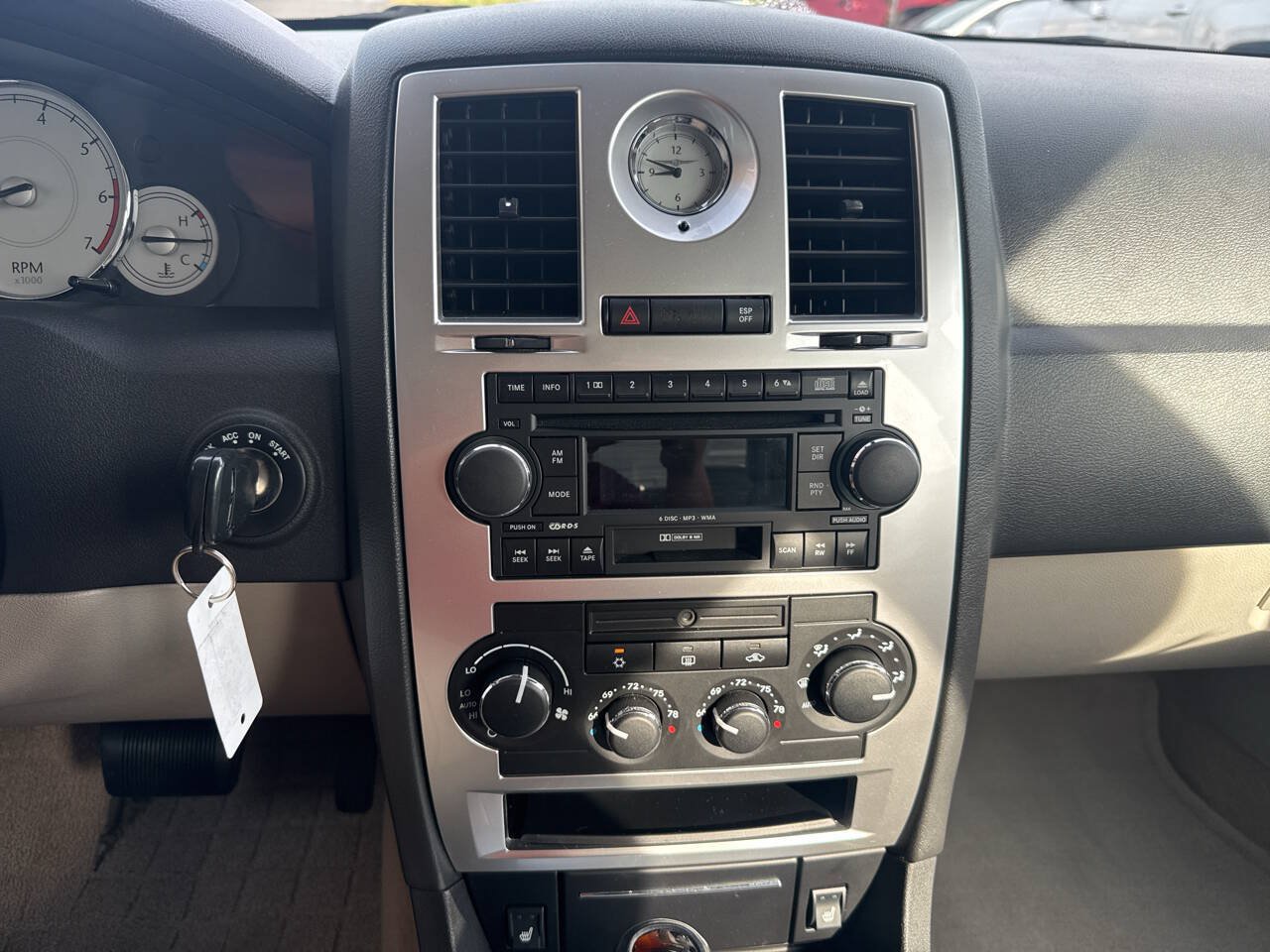 Used 2005 Chrysler 300 C w/ Sound Group II RWD image 33