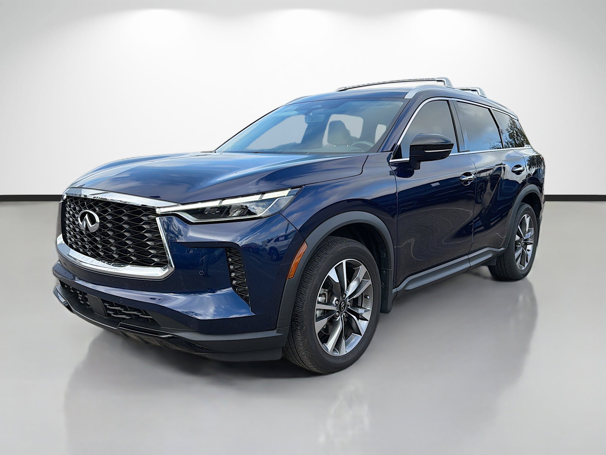 Used 2023 INFINITI QX60 Luxe w/ Performance Audio Package AWD/4WD image 7