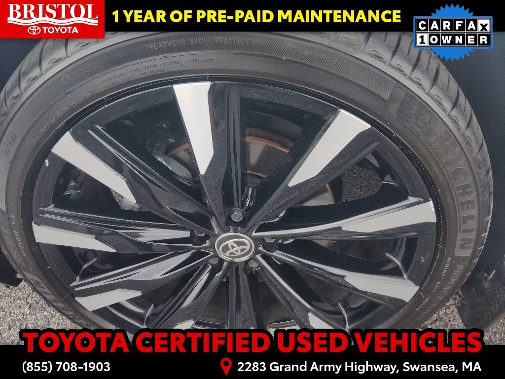 Used 2024 Toyota Crown Platinum AWD/4WD image 14