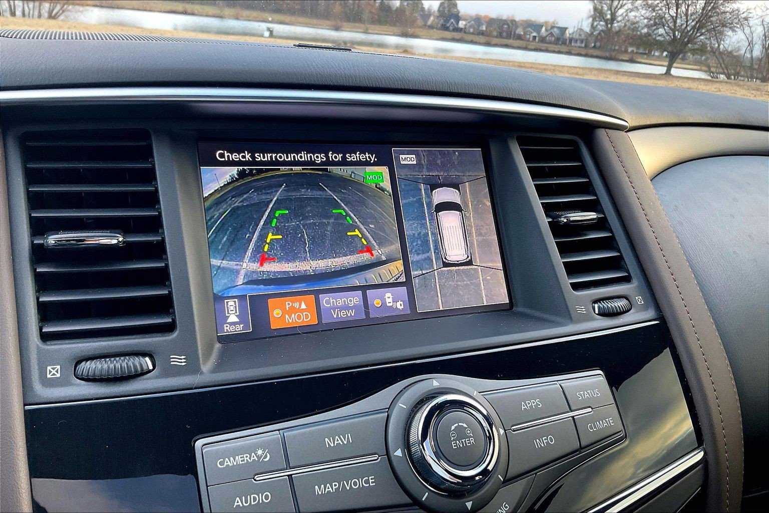 Used 2020 Nissan Armada Platinum w/ Platinum Reserve Package image 26