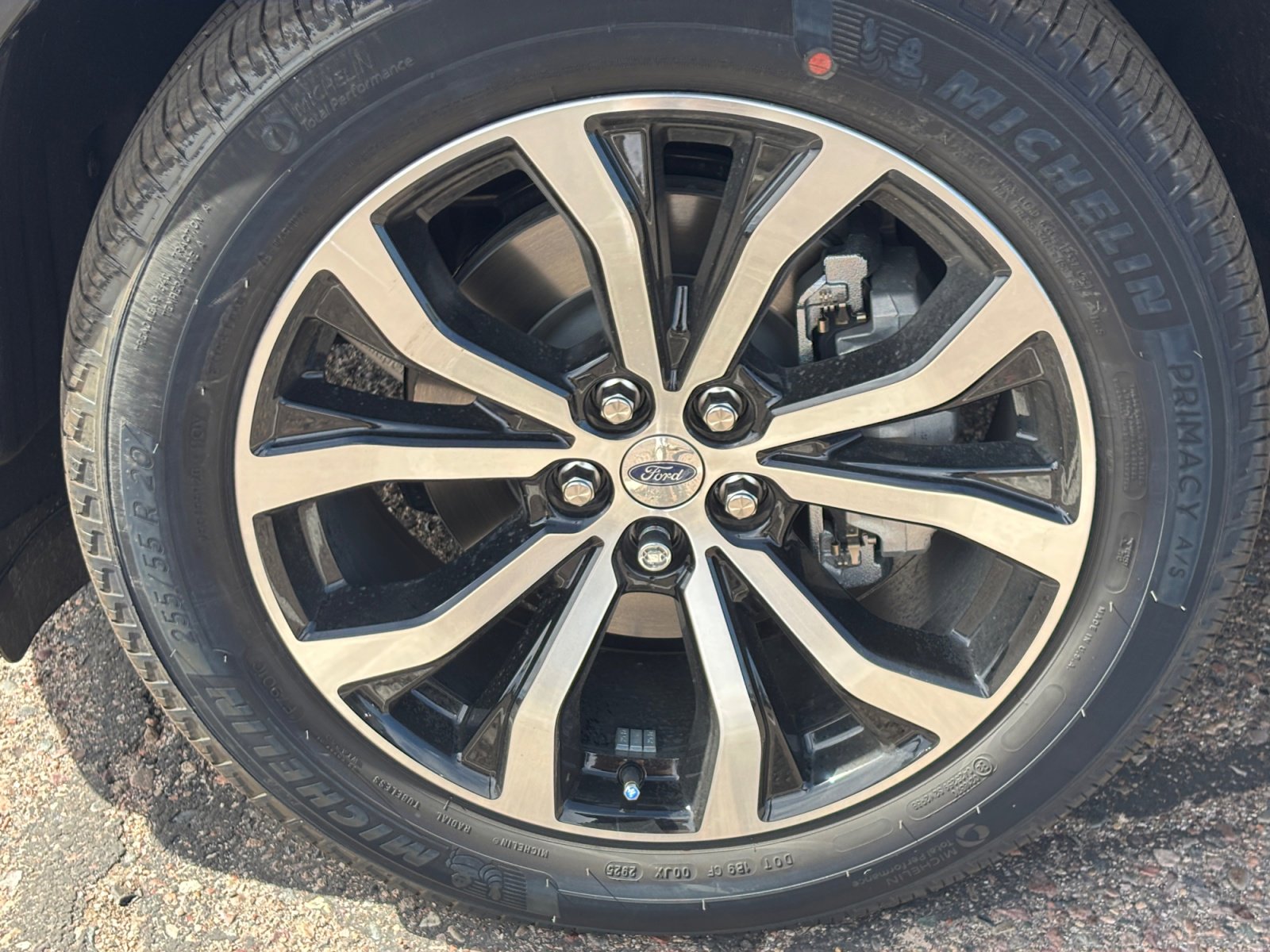 New 2025 Ford Explorer ST-Line image 24