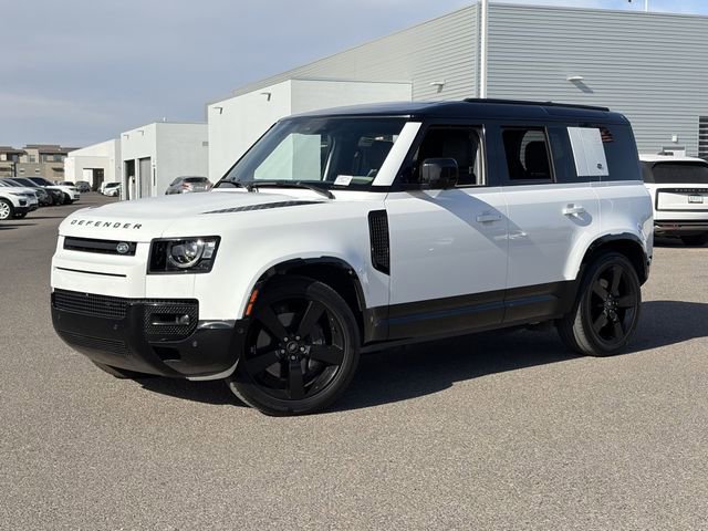 Used 2023 Land Rover Defender 110 X-Dynamic SE AWD/4WD image 2