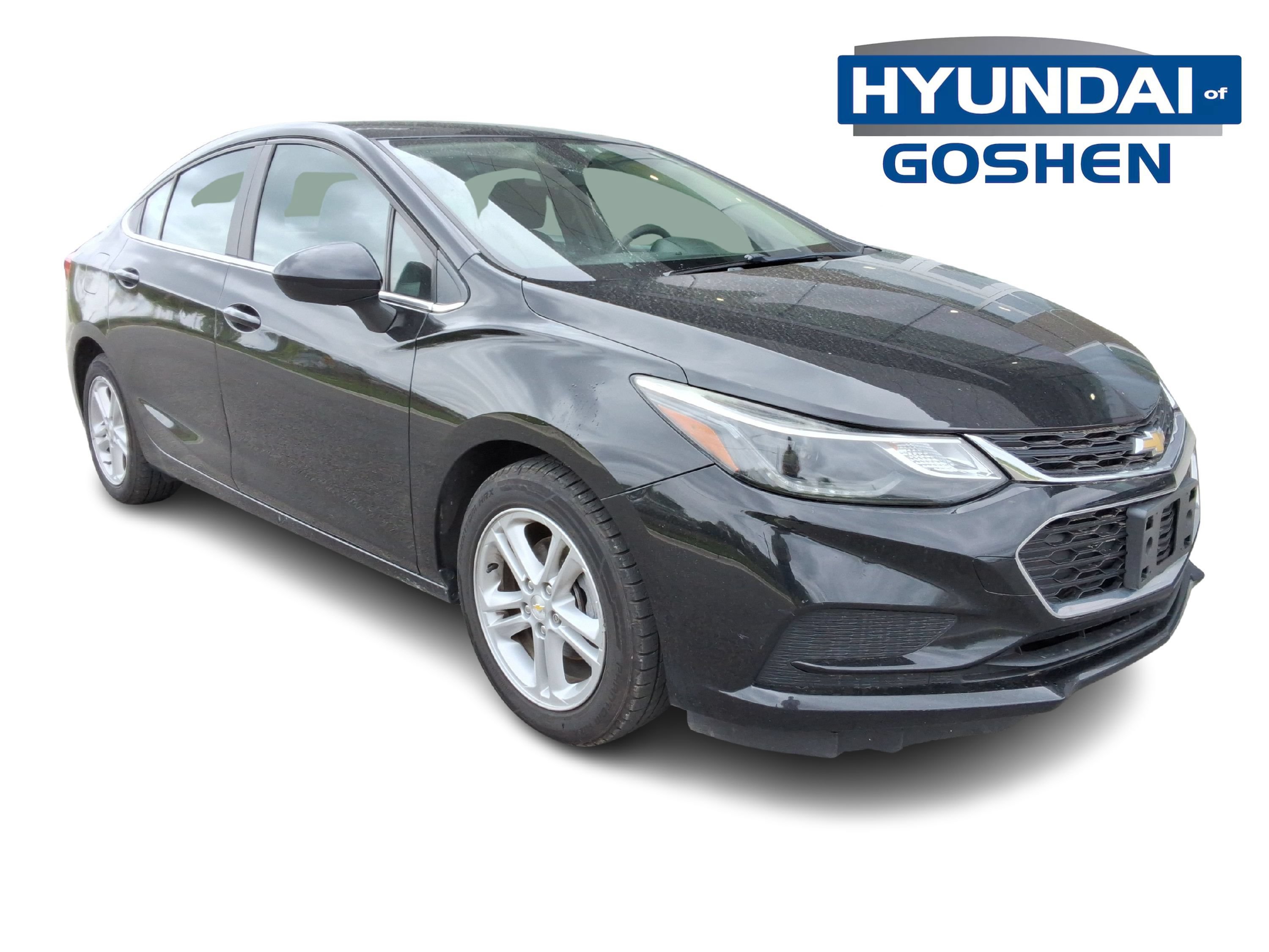 Used 2017 Chevrolet Cruze LT FWD image 3