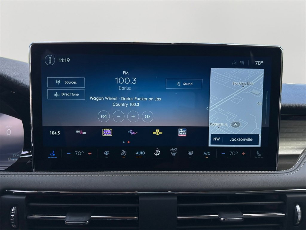 Used 2025 Lincoln Corsair FWD w/ Equipment Group 101A image 18