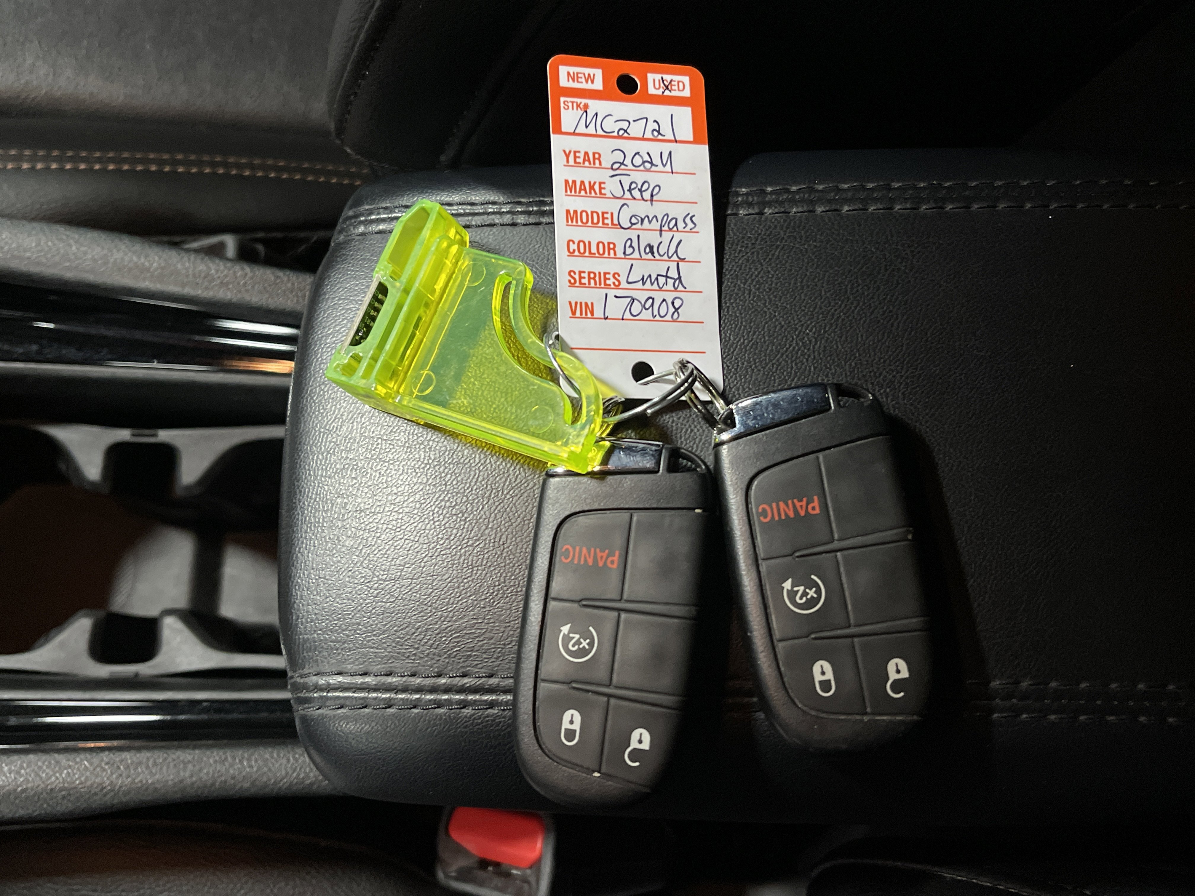 Used 2024 Jeep Compass Limited image 26