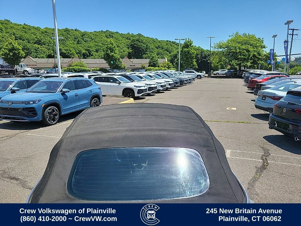 Used 2015 Volkswagen Beetle 1.8T FWD image 29