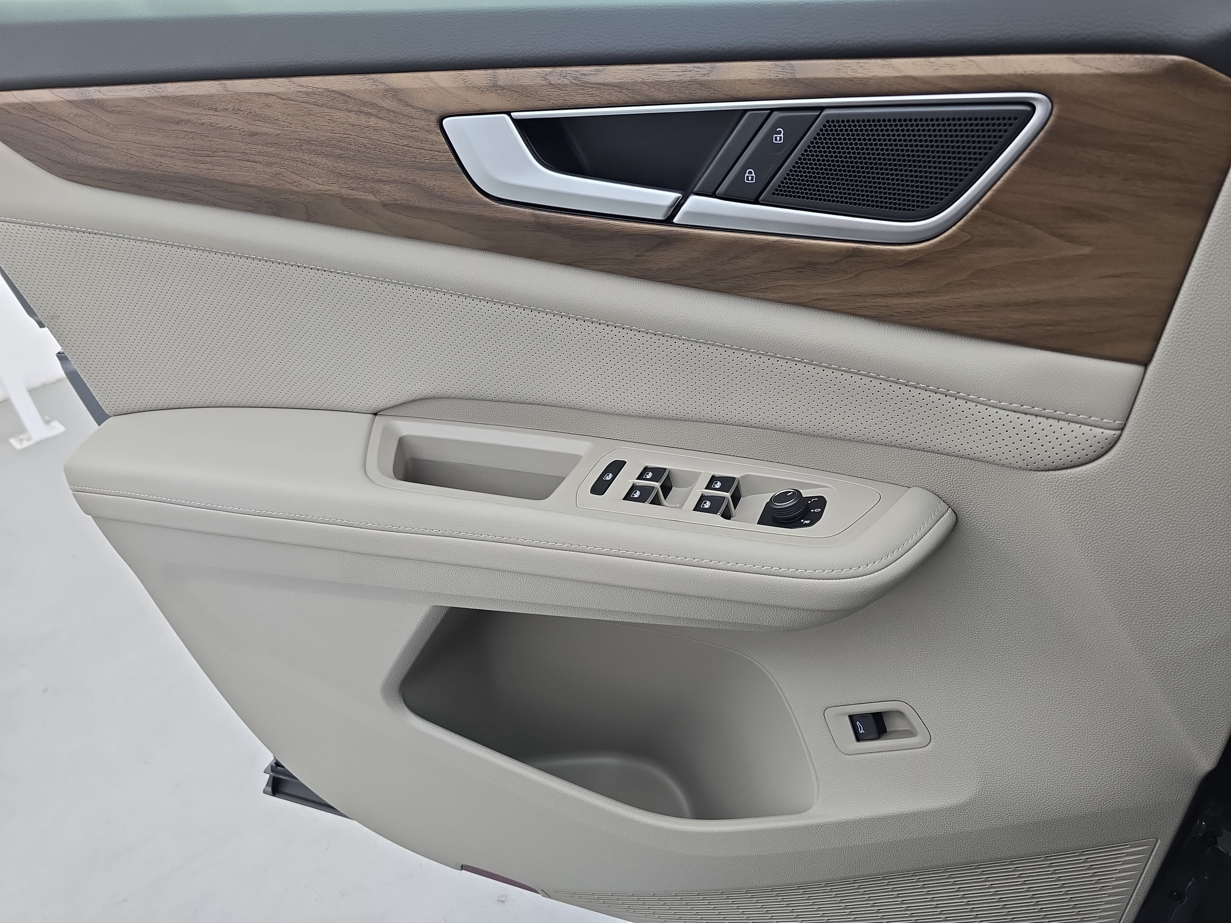 New 2026 Volkswagen Atlas SE AWD/4WD image 28
