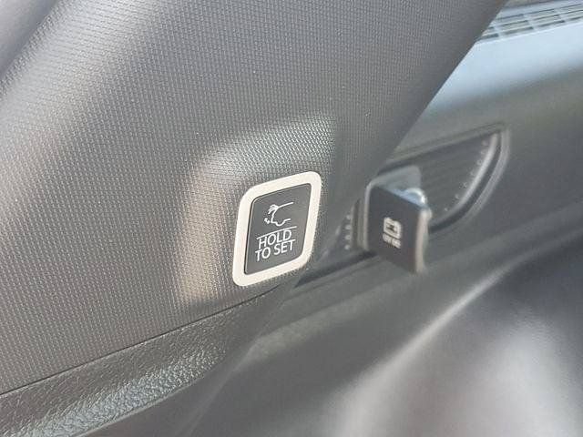 New 2026 Jeep Grand Cherokee Limited AWD/4WD image 8
