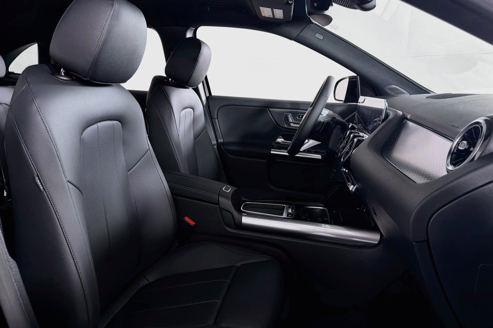 New 2026 Mercedes-Benz GLA 250 image 6