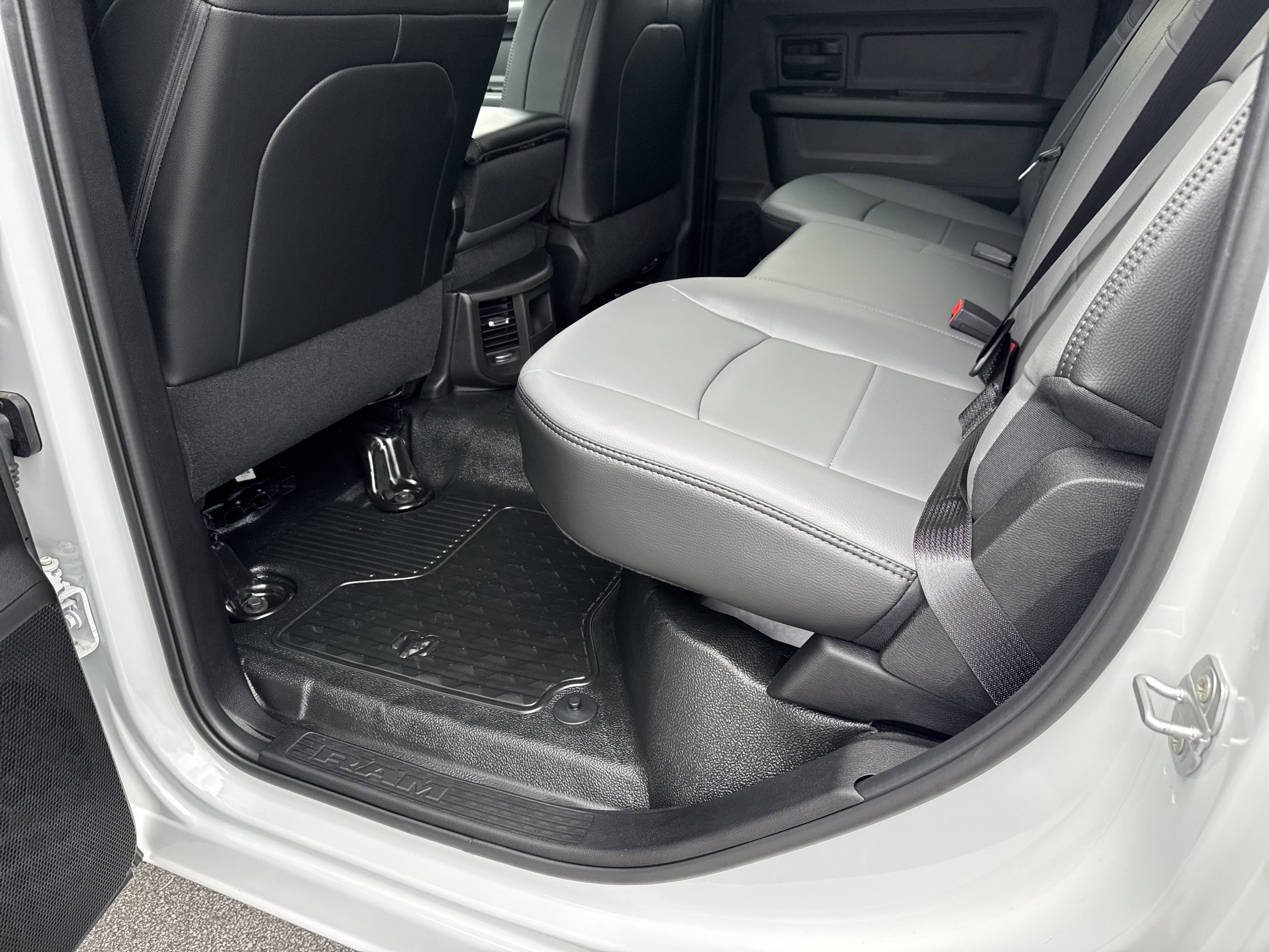 New 2026 RAM 4500 Tradesman AWD/4WD image 24
