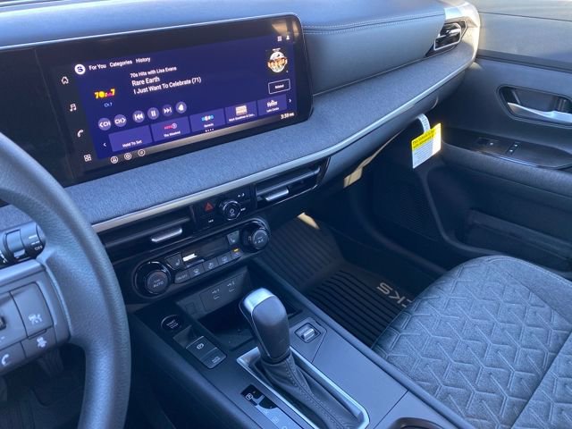 New 2026 Nissan Kicks SV w/ SV Premium Package image 17