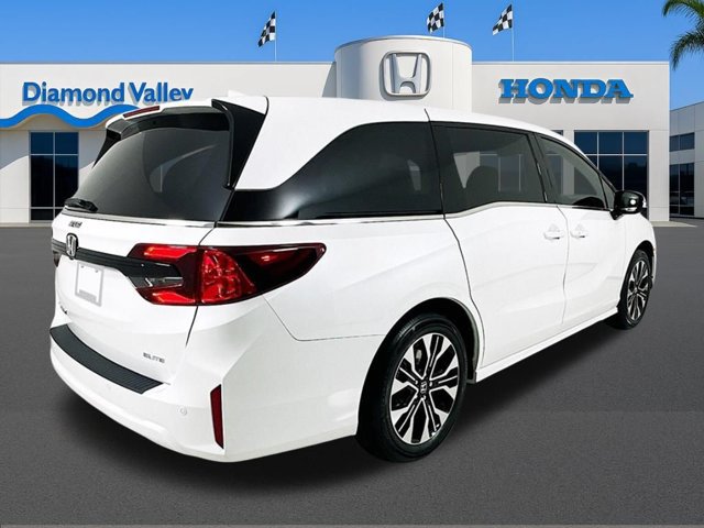 New 2027 Honda Odyssey Elite image 3