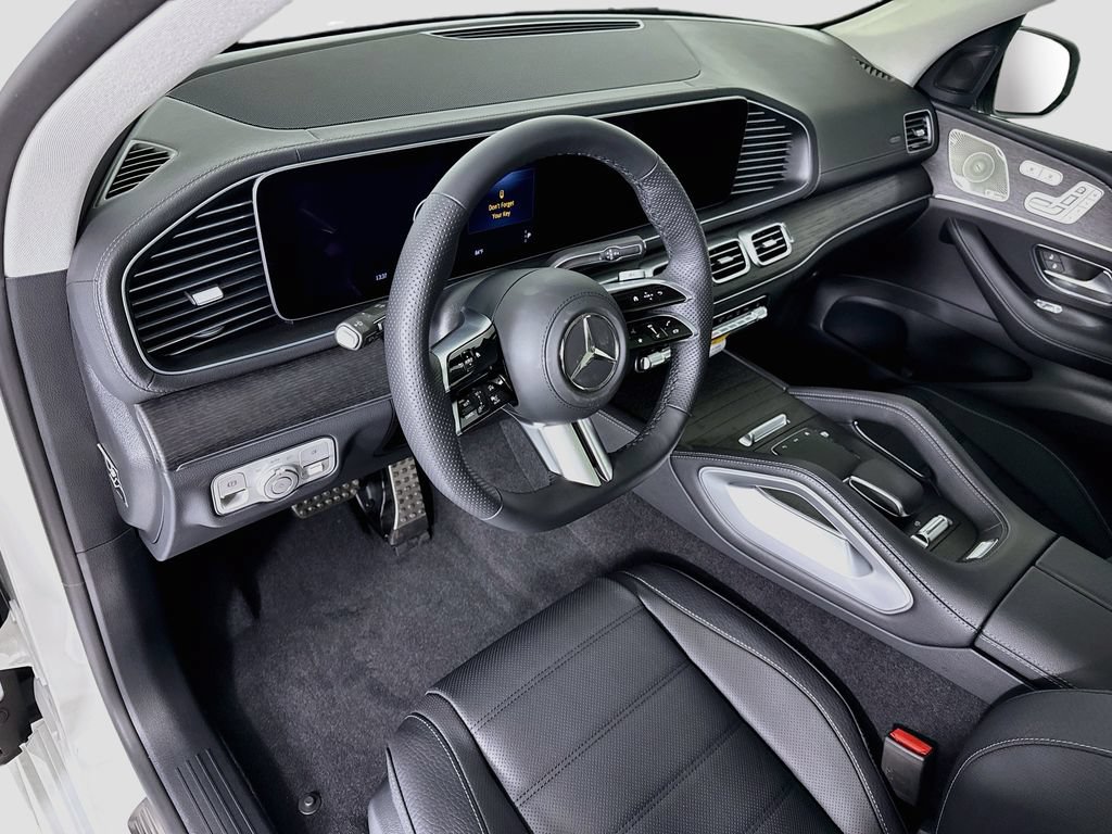 New 2026 Mercedes-Benz GLS 450 4MATIC image 10