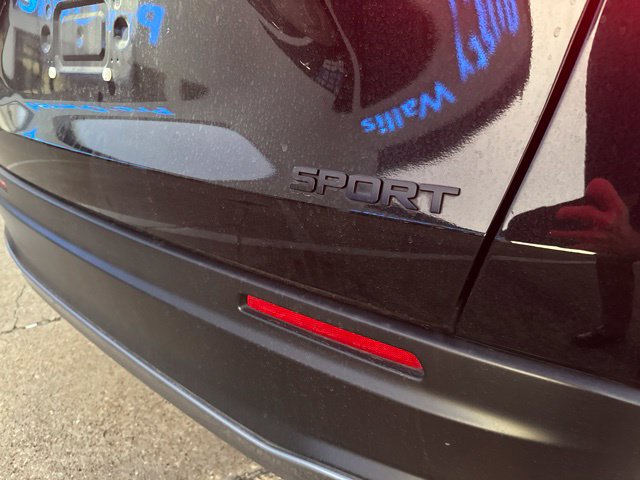 Certified 2025 Honda HR-V Sport image 6