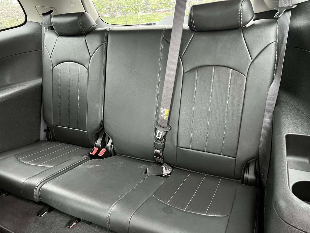 Used 2014 Buick Enclave Leather FWD image 12