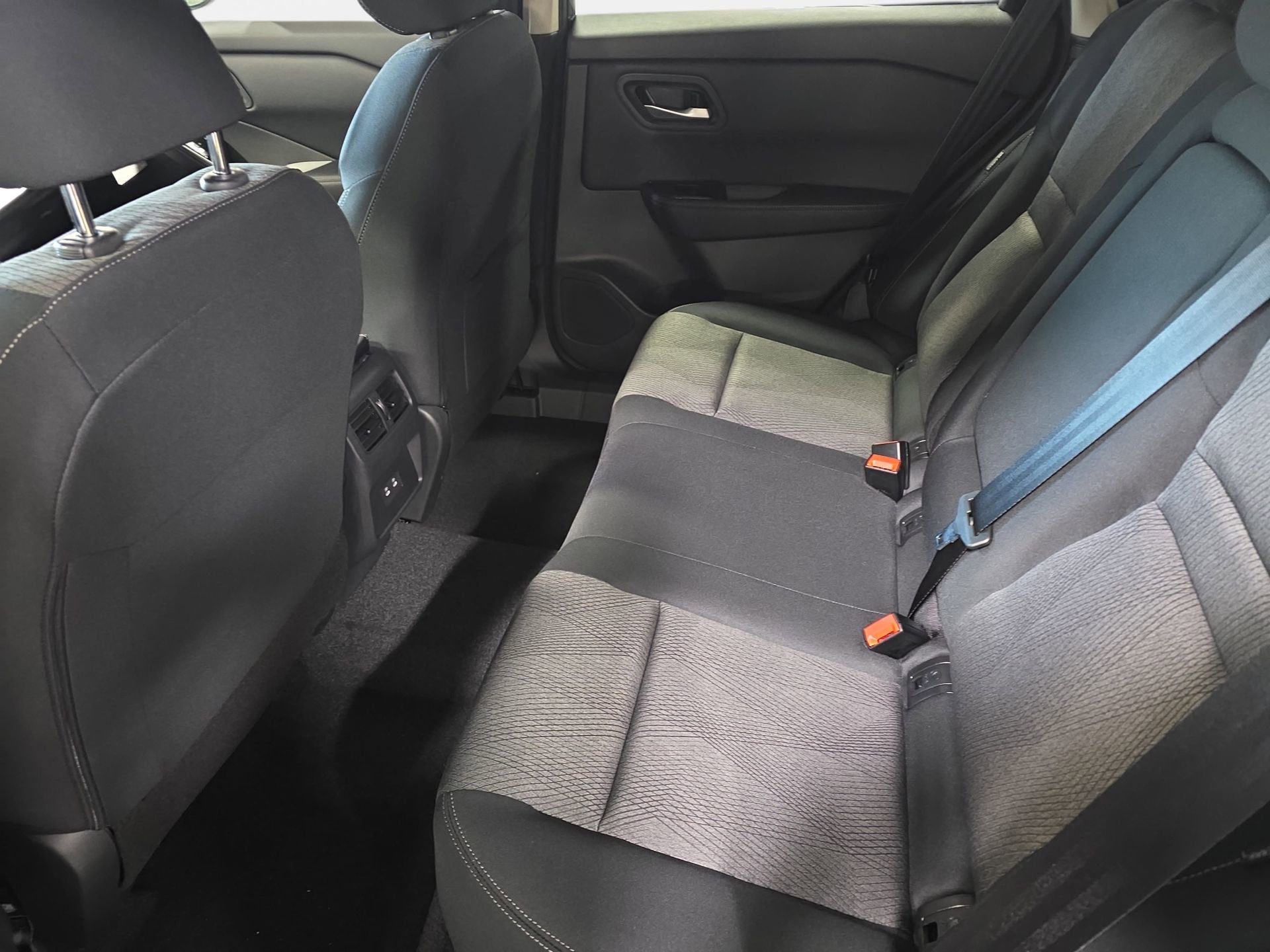 New 2026 Nissan Rogue SV w/ Cold Weather Package FWD image 14