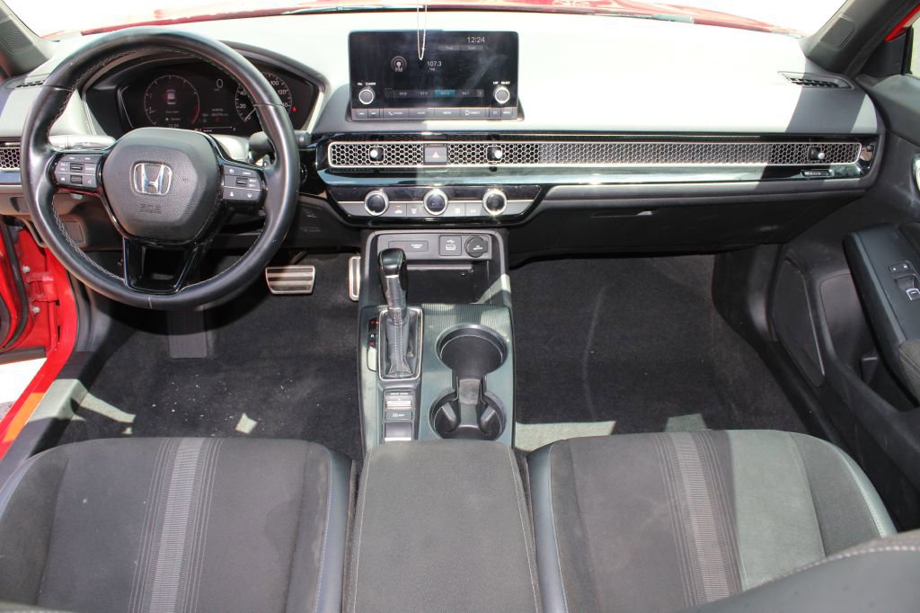 Used 2022 Honda Civic Sport image 16