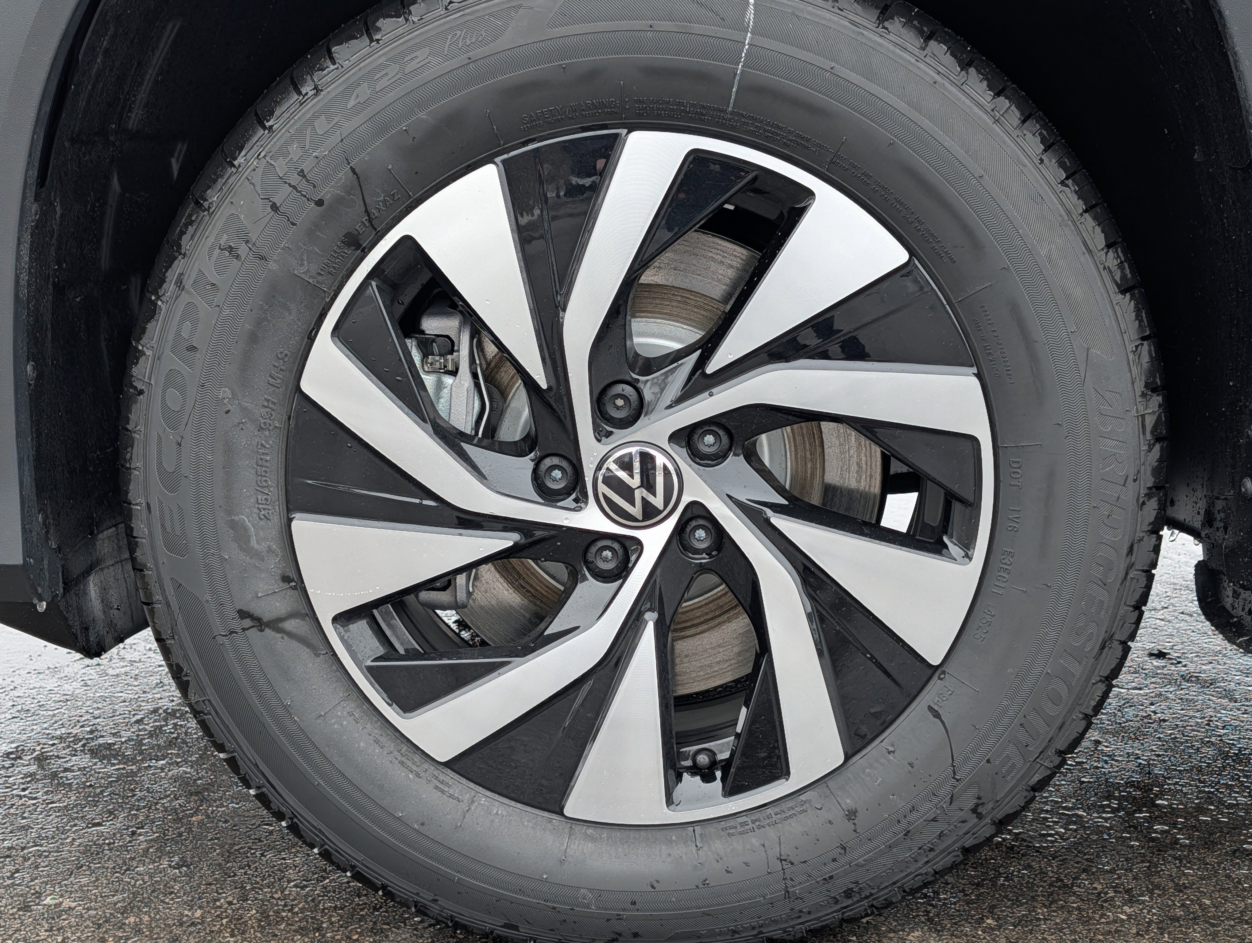 New 2026 Volkswagen Tiguan S image 4