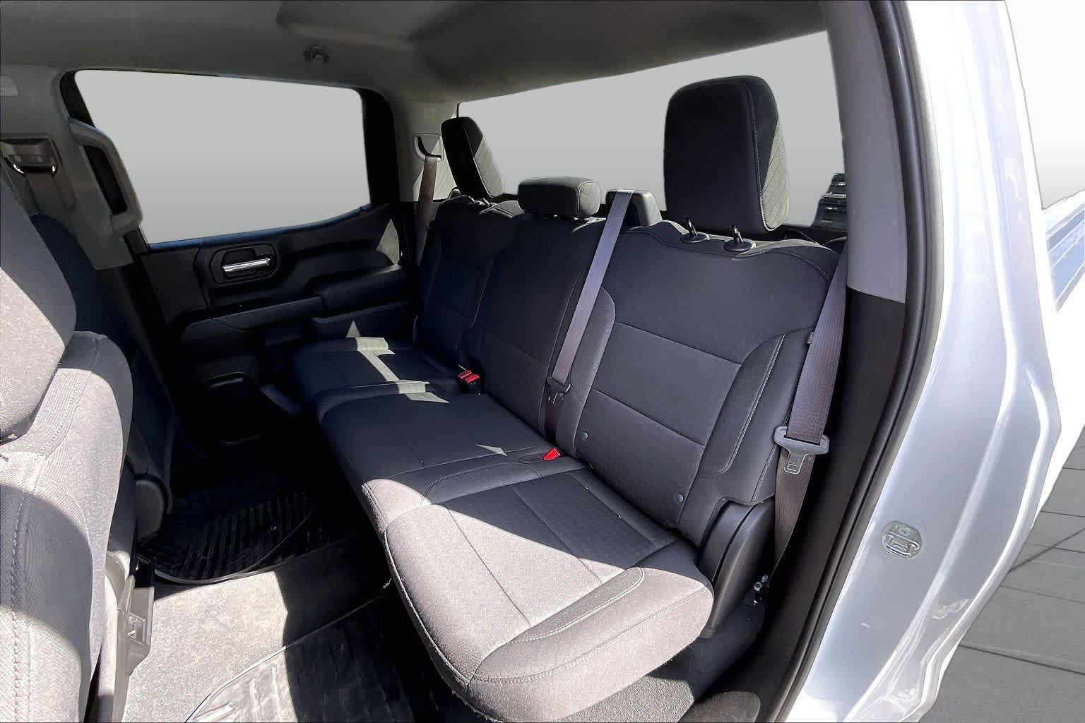 Used 2023 Chevrolet Silverado 1500 Custom RWD image 25