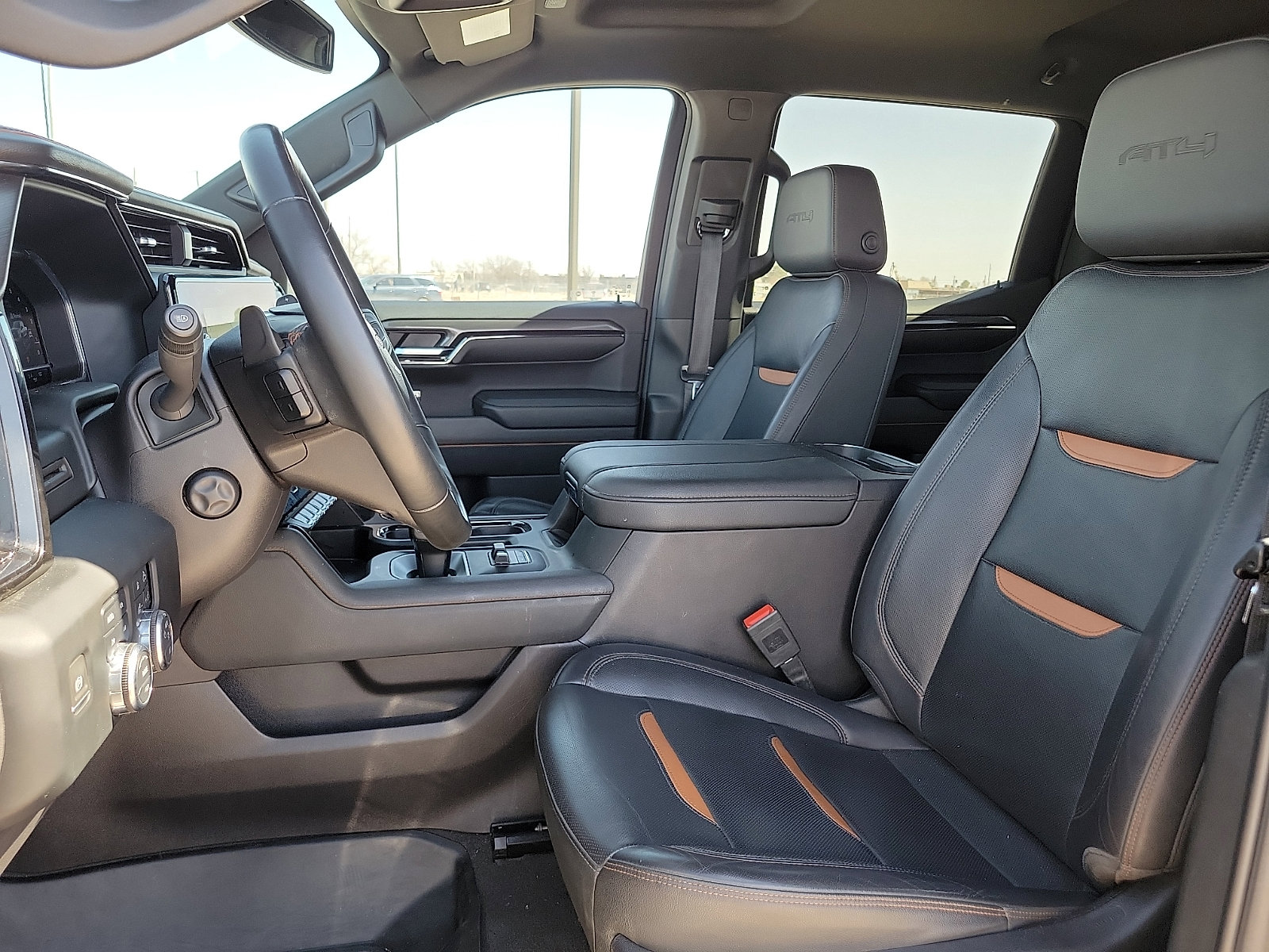 Used 2024 GMC Sierra 1500 AT4 w/ AT4 Preferred Package AWD/4WD image 12