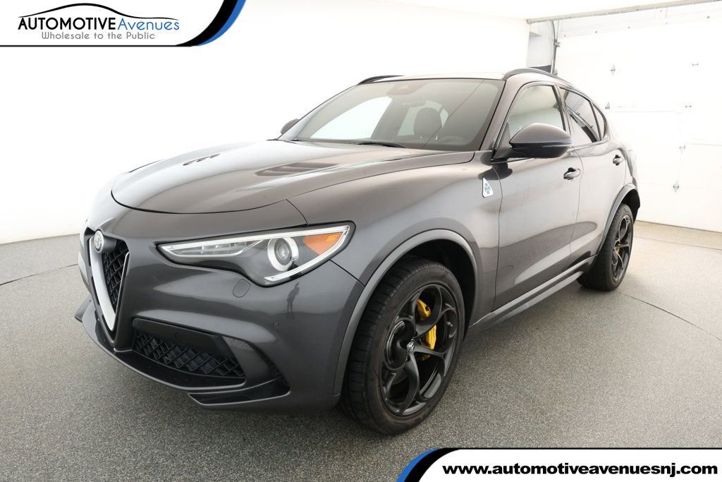 Used 2018 Alfa Romeo Stelvio Quadrifoglio w/ Driver Assist Dynamic Package