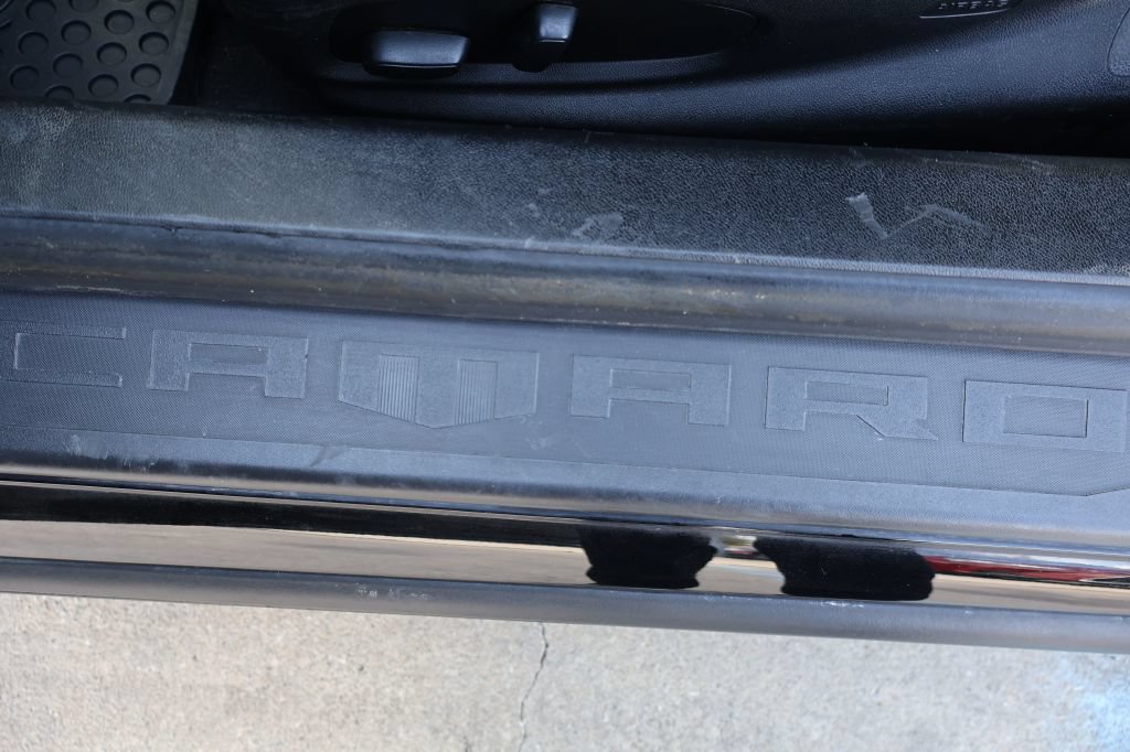 Used 2019 Chevrolet Camaro LT RWD image 16
