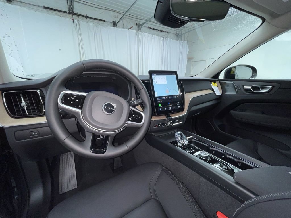 New 2026 Volvo XC60 B5 Plus w/ Protection Package Premier image 3
