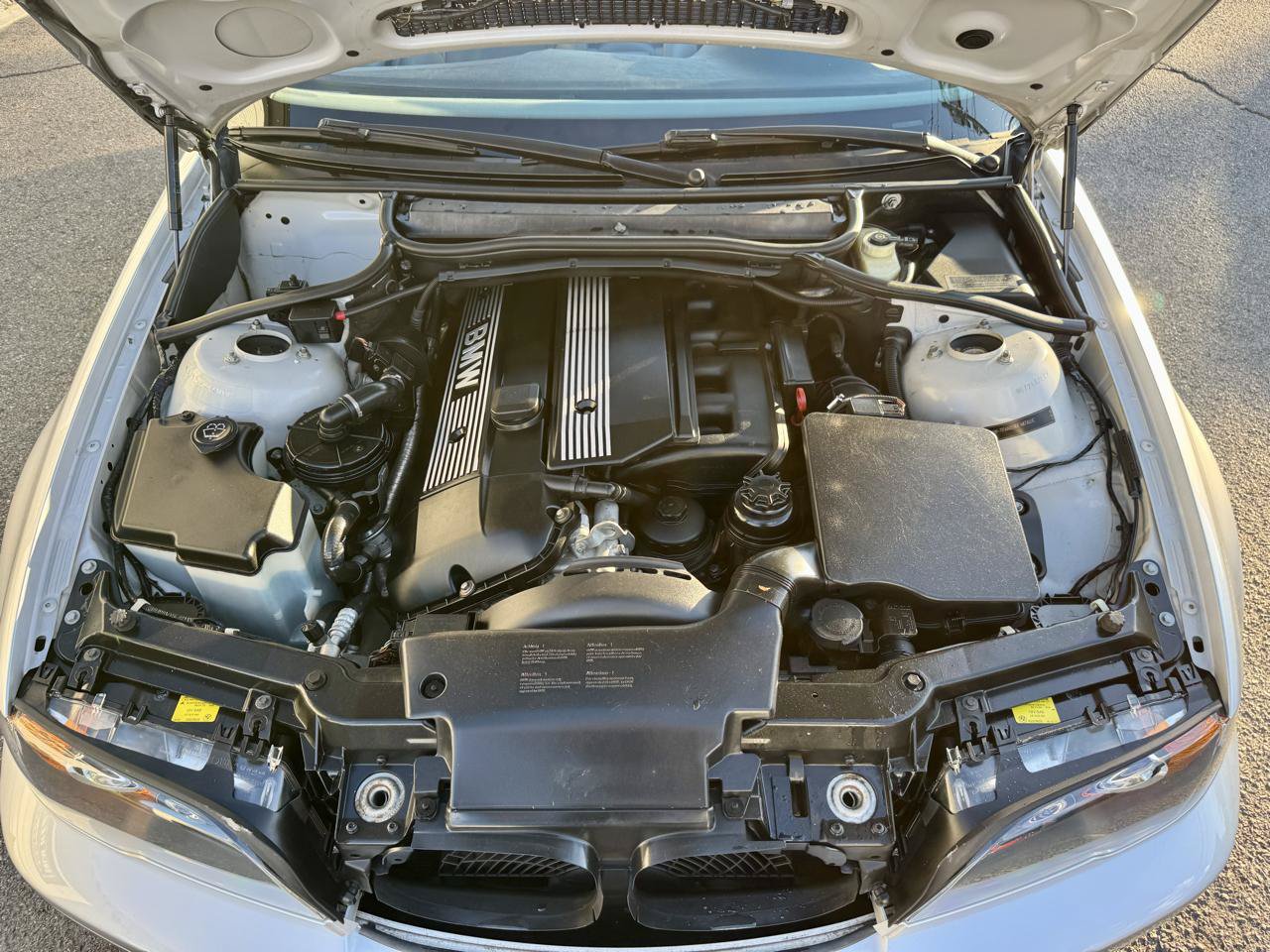 Used 2004 BMW 330Ci Convertible RWD image 30
