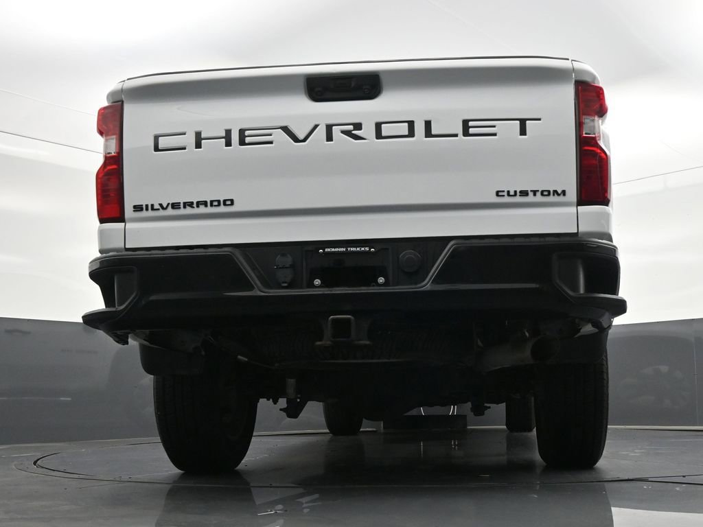 Used 2023 Chevrolet Silverado 2500 Custom w/ Custom Convenience Package AWD/4WD image 28