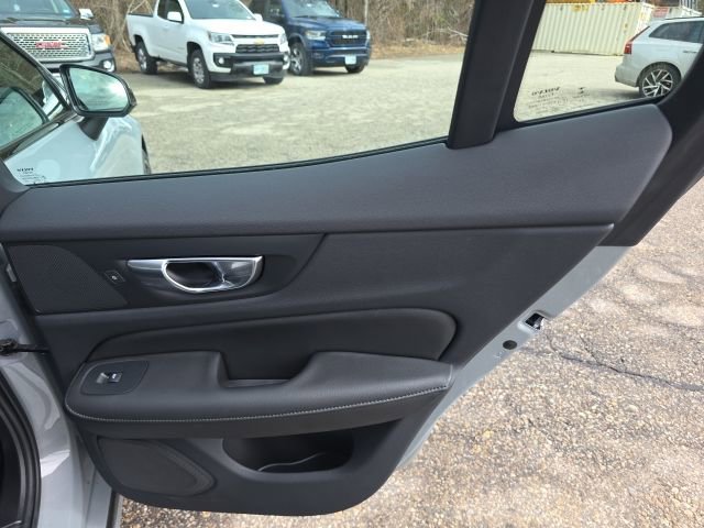 Certified 2024 Volvo S60 B5 Plus w/ Climate Package AWD/4WD image 18
