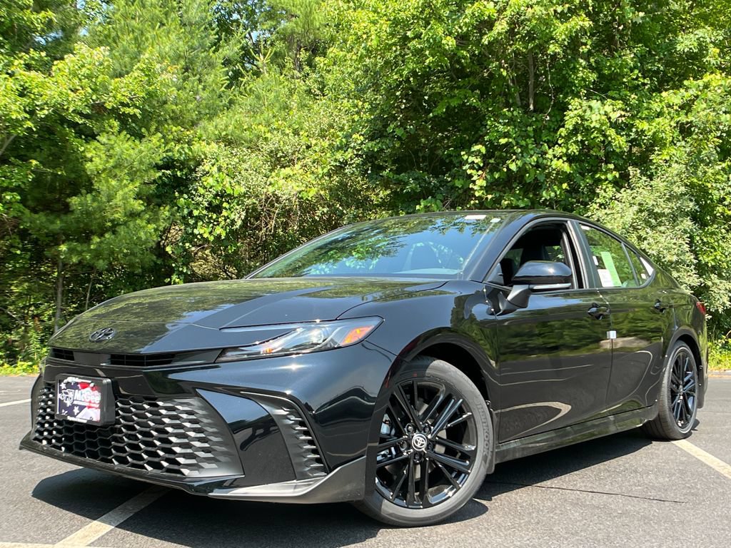 New 2026 Toyota Camry SE w/ Convenience Package FWD image 1