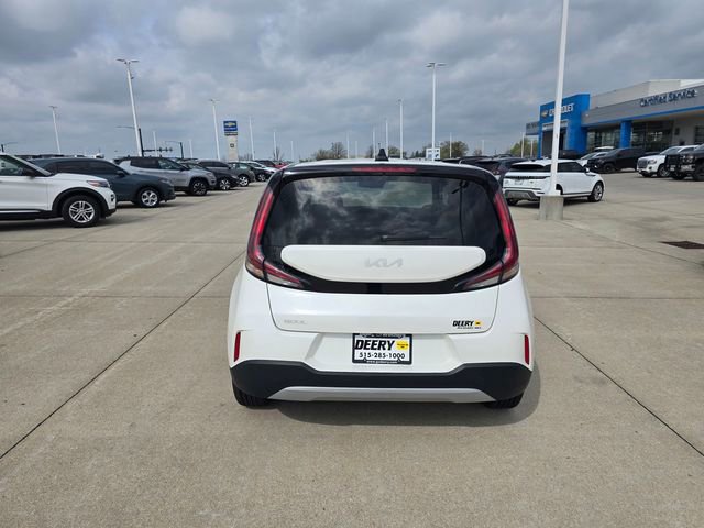 Used 2024 Kia Soul LX FWD image 12